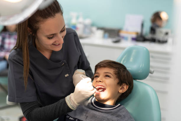 Best Weekend Emergency Dentist in Oak Ridge, FL