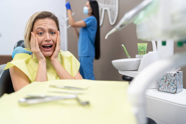 Best Emergency Dental Extractions in Oak Ridge, FL